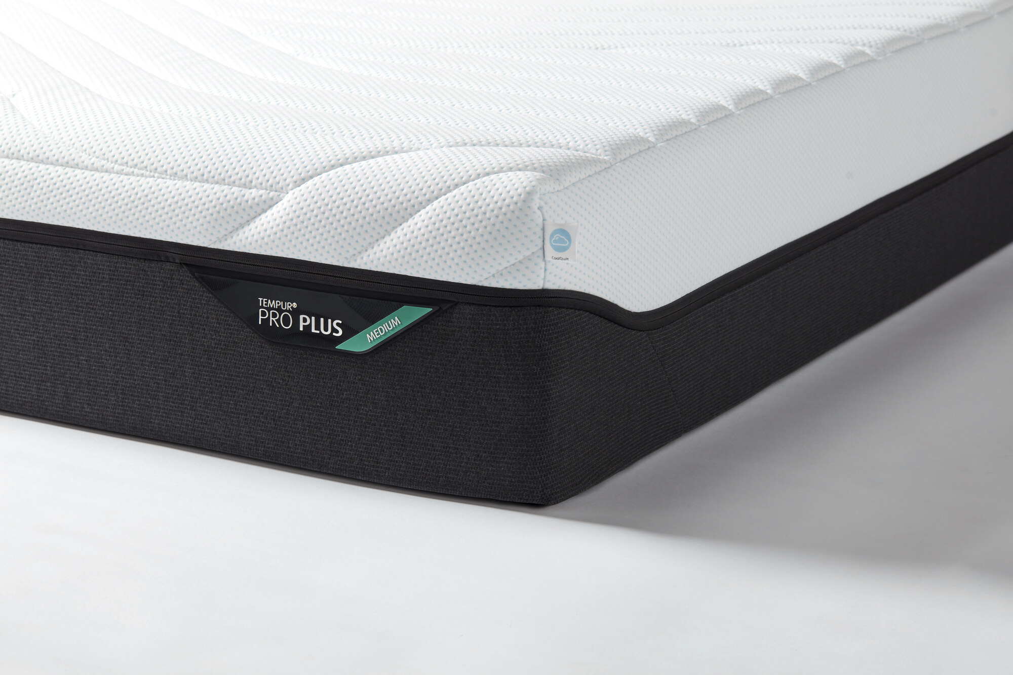 TEMPUR PRO® Plus CoolQuilt Matratze 27 cm | Medium