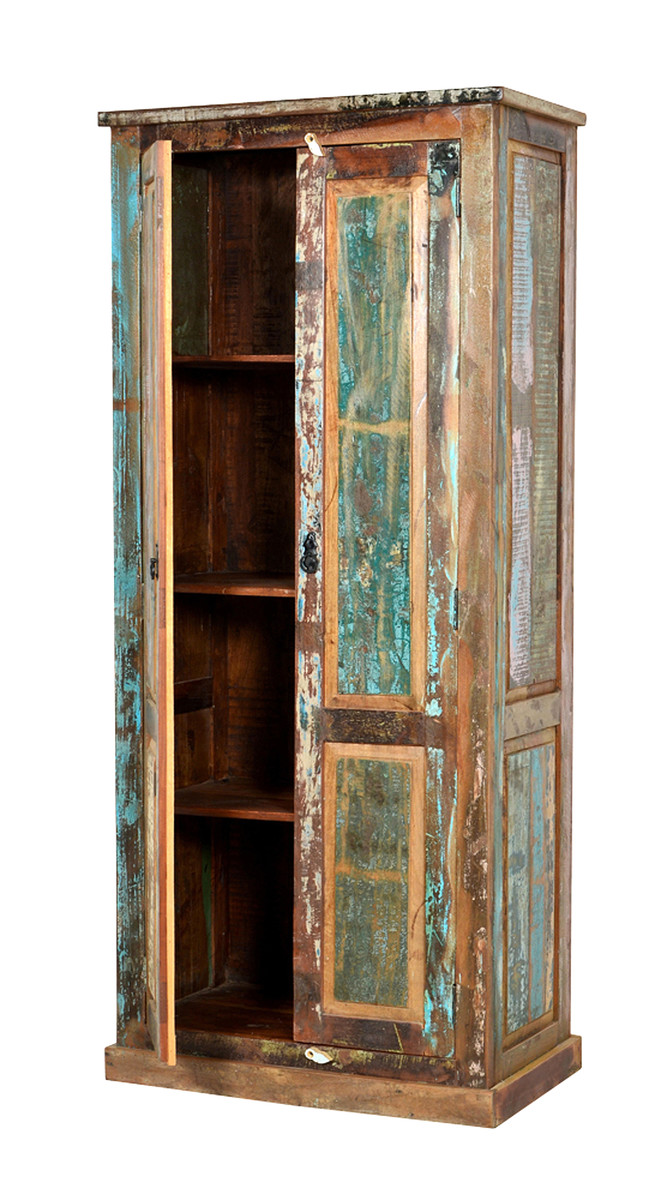 Kleiderschrank