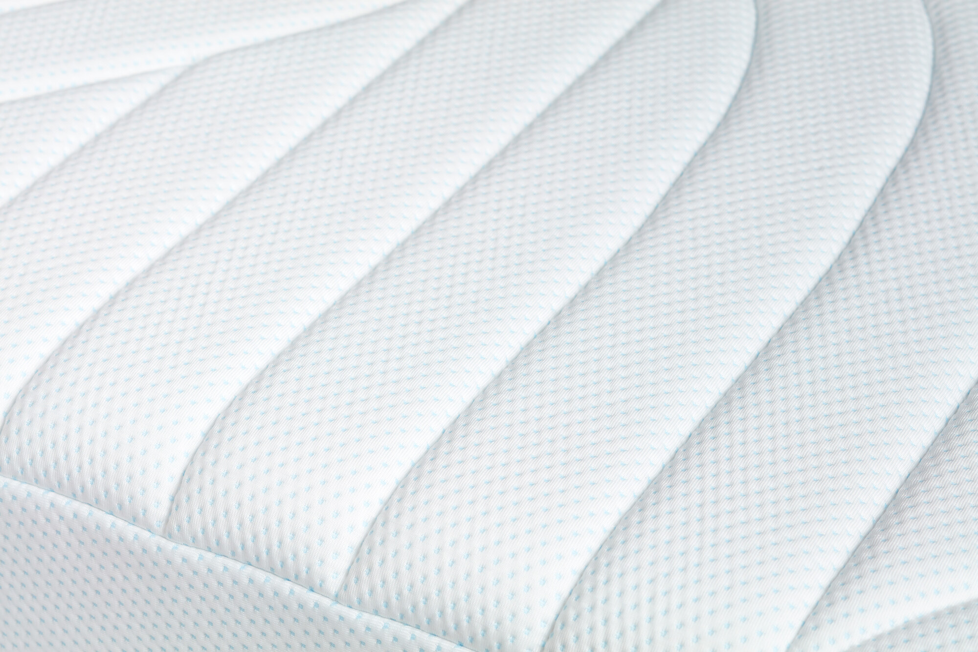 TEMPUR PRO® Plus CoolQuilt Matratze 27 cm | Medium